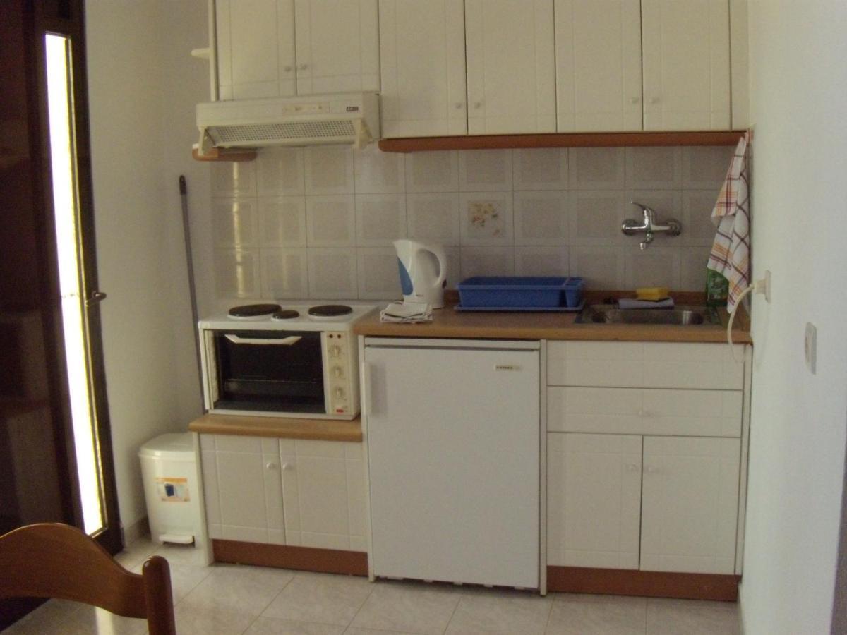 Antigoni Apartments 아카라비 외부 사진
