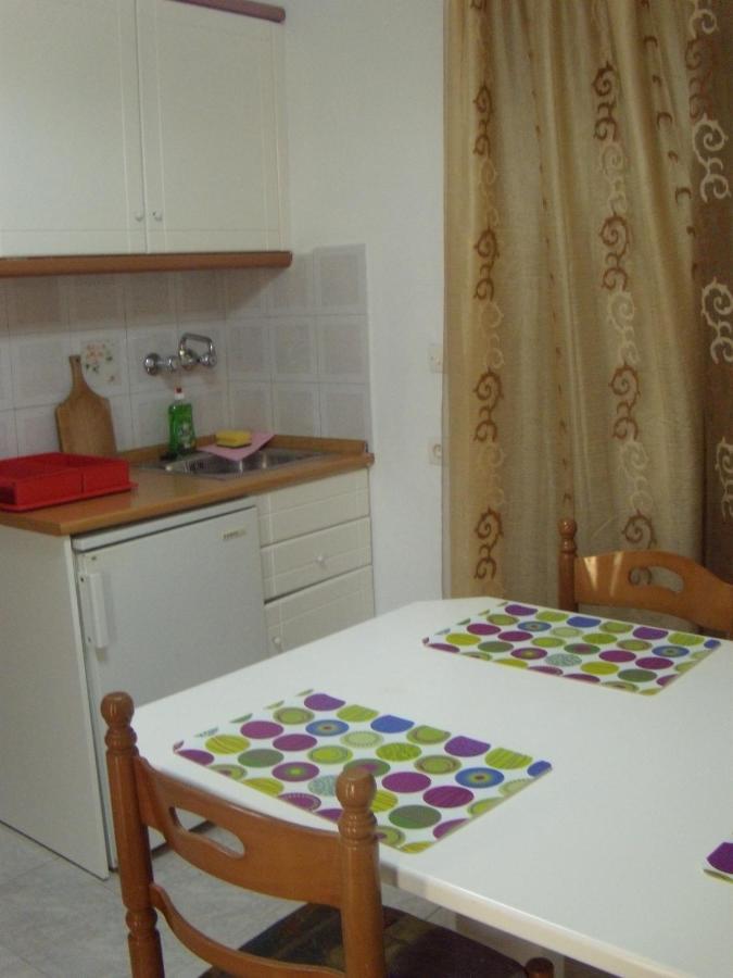 Antigoni Apartments 아카라비 외부 사진